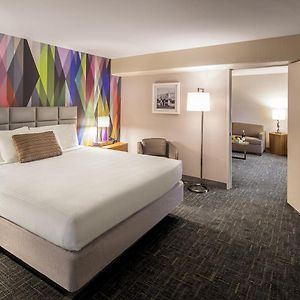 Executive King Suite